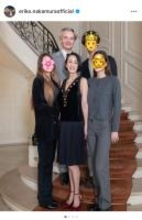 中村江里子、パリのアパルトマンで撮影した年末恒例の家族写真を公開「大切な子供達の成長の記録」