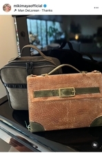 真矢ミキ、映画撮影開始で「少し緊張」 年季の入った台本カバーと化粧バッグを相棒に