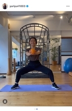 石田ゆり子「地味だけど大切」と筋トレへの思いを投稿　トレーニング動画を公開　