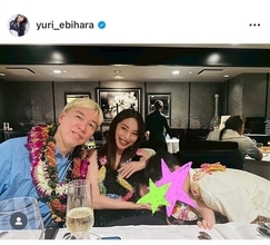 蛯原友里、誕生日を迎え家族写真を公開＆新たな決意を表明　夫はRIP SLYMEのILMARI