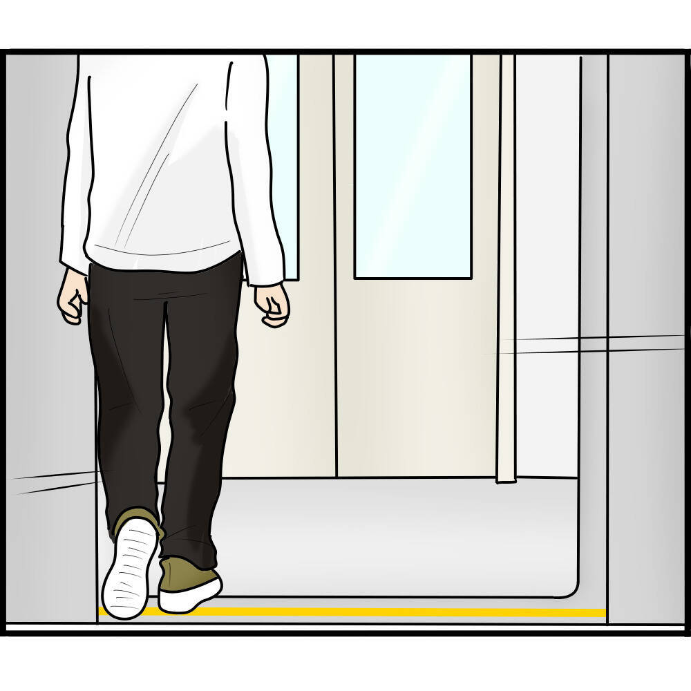 電車内の理不尽トラブル！ スマホを操作していただけで盗撮疑惑をかけられ駅員室へ…【漫画】