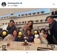 東尾理子、長男13歳祝いに“親子3世代勢ぞろい”　祖父・東尾修から“硬式グローブ”のプレゼントも