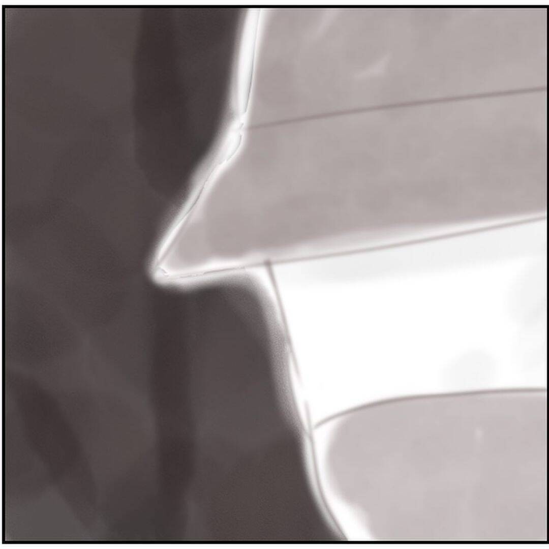 【漫画】このフロアに住んでいるのは私だけ…怖くて息が止まりそう【忍び寄る足音 Vol.15】