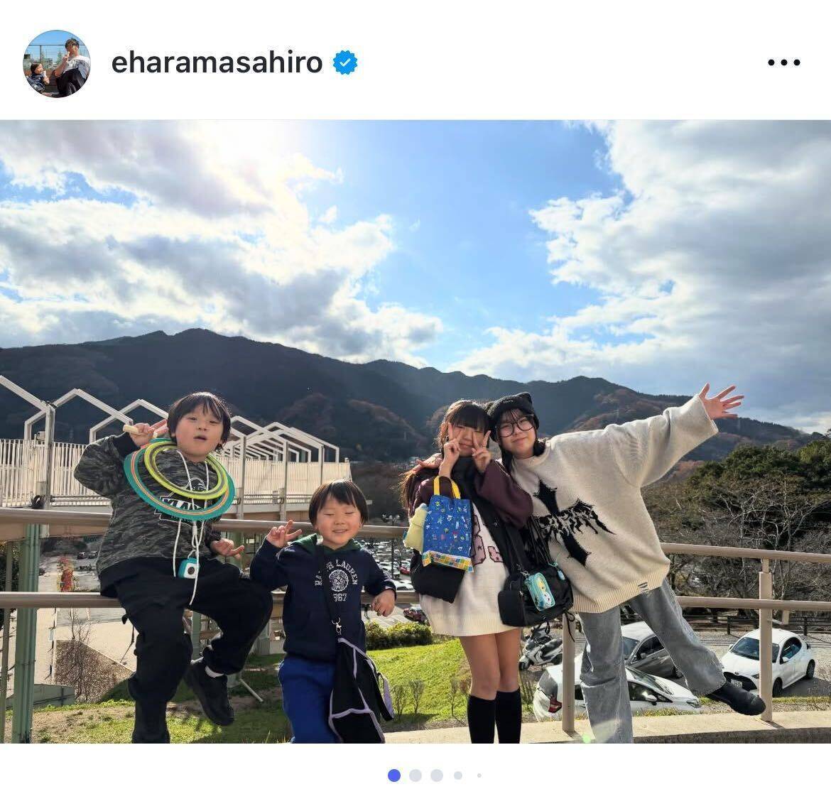 エハラマサヒロ、家族でさがみ湖へ　「モノより思い出」の子育て哲学を投稿