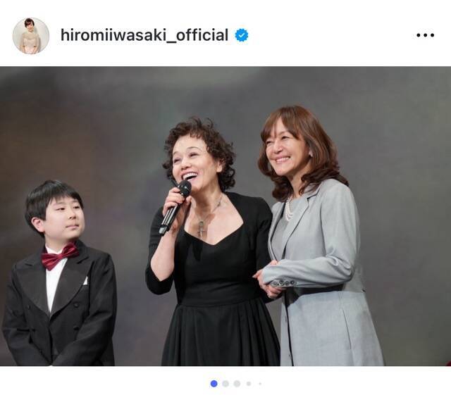 岩崎宏美、大竹しのぶ「ピアフ」200回公演で涙「身を削っている」