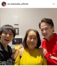 唐十郎＆小日向文世の息子が俳優として躍動　渡辺えりと3ショット