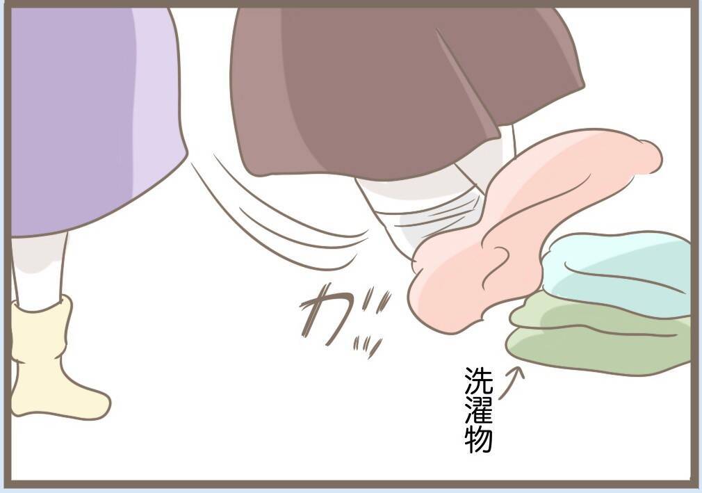 【漫画】作戦実行！ おもちゃの虫を本物と勘違いして大暴れ【前科持ちの義母と同居 Vol.86】