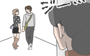 【漫画】元カレの地元を訪れると…影からこっそり2人の様子を見つめる人物が【家族ぐるみで結婚匂わせ Vol.2】