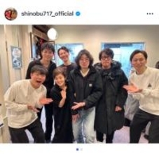 大竹しのぶ、舞台「ピアフ」を斉藤和義・岡村靖幸ら豪華メンバーが観劇