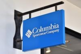 「今回のアイテム大当たりだ」コロンビアのジャケットやバッグにシューズがAmazon新生活セールでお得