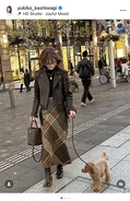 柏木由紀子、ライダースジャケットに甘めスカートでファッション新境地