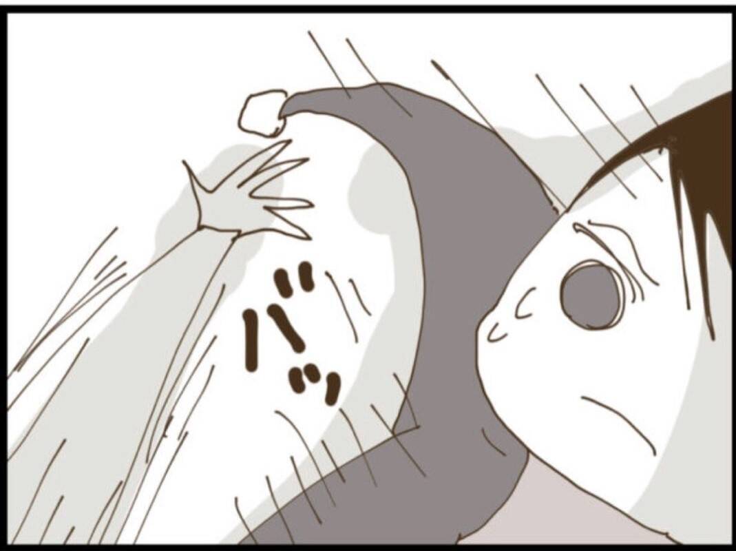 【漫画】「スマホを返せ」と襲ってきた！絶対渡すものか！【マジメだと思ってた義父は… Vol.123】