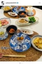 安藤優子、愛犬との銀杏並木散歩と手作り料理で充実の休日を公開