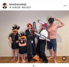 庄司智春、筋肉全開“裸のチェンソーマン”に！ 妻ミキティはバニー姿でハロウィン参戦