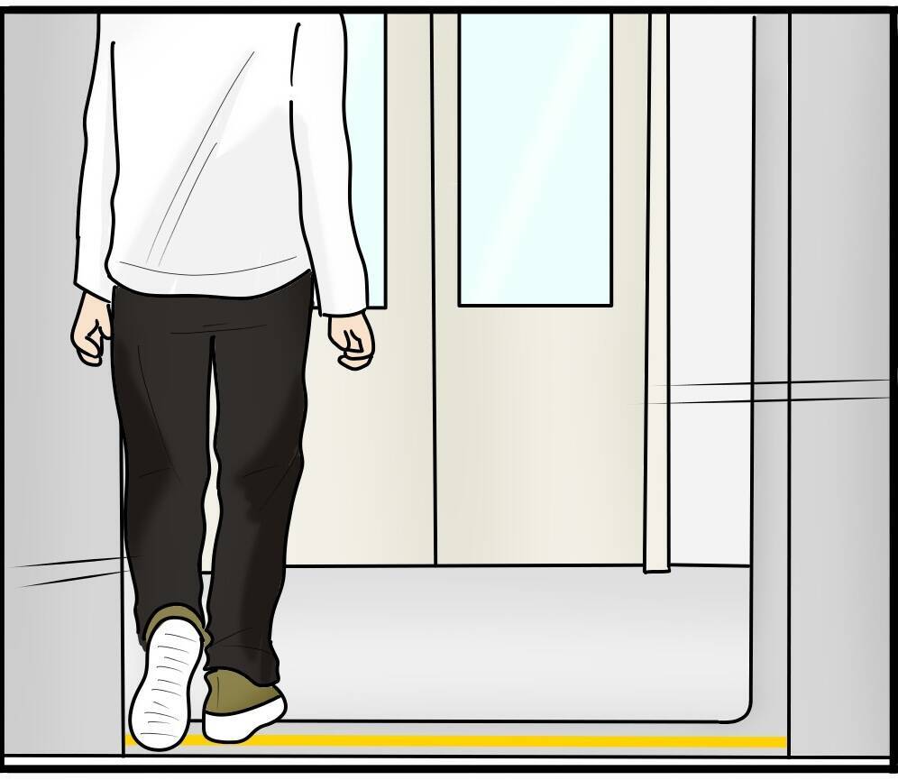 「なに盗撮してんのよ」スマホを見ていただけなのに！ 理不尽な言いがかりで駅員室に連行されて…【漫画】