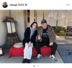 高木豊、乃木将軍との同郷の縁に感動　19歳年下のモデル妻と乃木神社を参拝