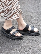 【Amazonタイムセール祭り】半額以下のサンダルも！クロックス、ビルケンシュトックを買うなら今