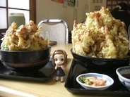 南幌町の謎のメニュー「MEGAキャベツ丼」、これ大盛りってレベルじゃないぞ！