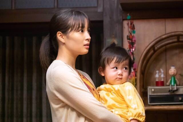 「なつぞら」125話「おしん」再放送で第二子妊娠の田中裕子が広瀬すずの出産に立ち会う。名前は「優」