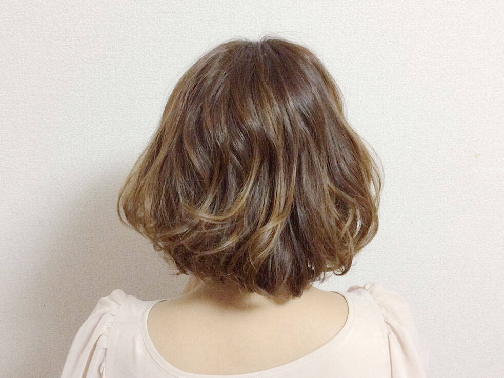 ヘアアレンジ初心者さんオススメ 編み込み なしのシンプルまとめ髪が簡単かわいい 17年12月29日 エキサイトニュース