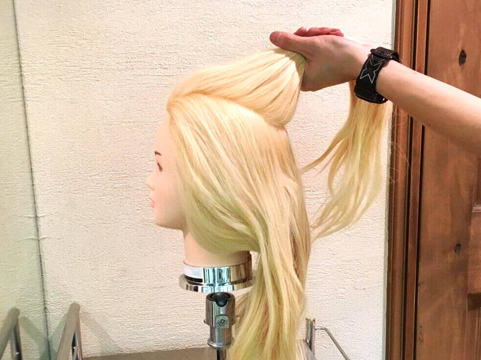 フェスやイベントで大活躍ヘアアレンジ 編み込みで作るモヒカンヘアーでクールなロック女子に 17年6月14日 エキサイトニュース