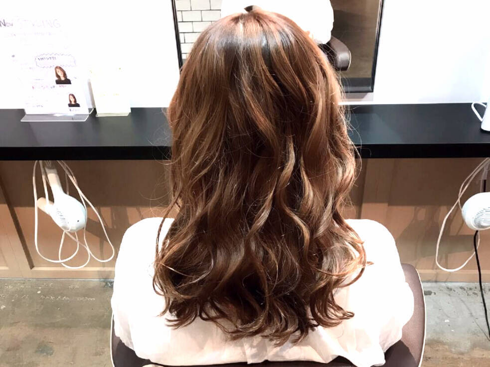 ダウンスタイルからアップへのアレンジ可能 大人かわいい ロープ編みで作る簡単ヘアアレンジ 17年6月22日 エキサイトニュース