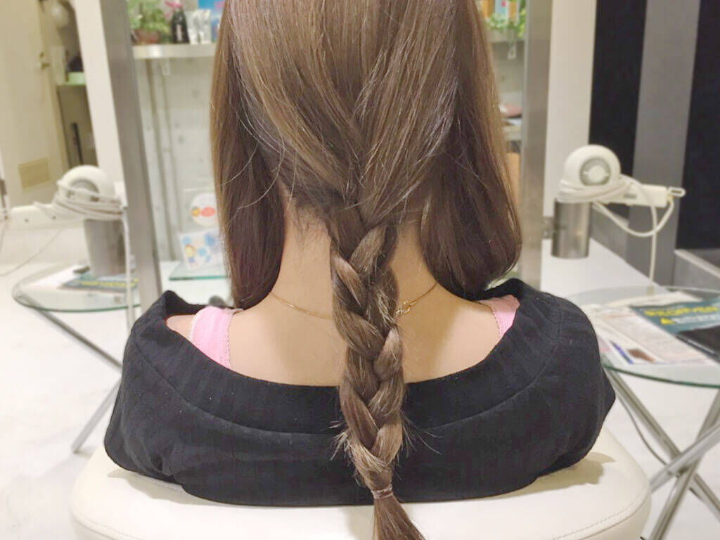 秋のしとやかレディになりましょう 三つ編みシニヨンヘアの作り方 17年10月24日 エキサイトニュース