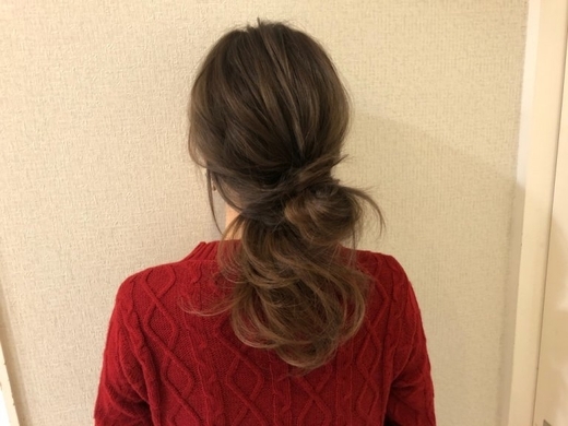お団子ヘアアレンジの作り方 フワッとした丸み てっぺんお団子で女の子らしく 17年6月8日 エキサイトニュース