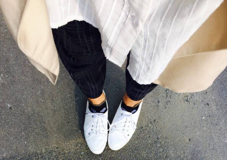 大人カジュアルに合う カジュアル過ぎないスニーカー選びのコツ 18年10月29日 エキサイトニュース 大人カジュアルに合う カジュアル過ぎないスニーカー選びのコツ 18年10月29日 エキサイトニュース