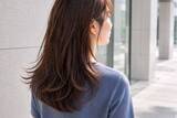 「夏のレイヤー、そろそろ整えどきかも？秋に向けて、大人ヘアで見直したい３つのこと」の画像2