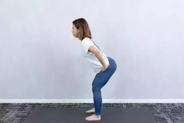「体の重心が下がると、シルエットが変わる。１日１分【下半身を支える力を育む】簡単エクササイズ」の画像
