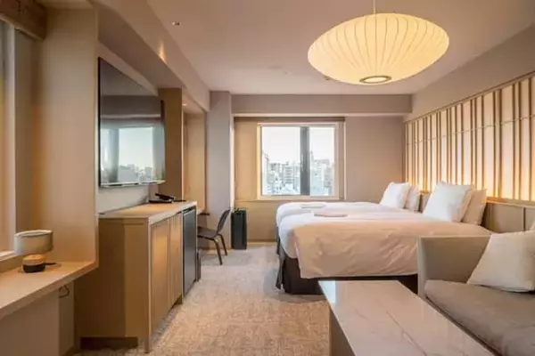 「浅草観光にもイチ押し！東京ならではの眺望抜群【リッチモンドホテル浅草】が客室もモダンにリニューアル」の画像