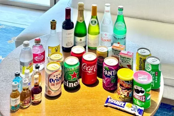 「客室でラウンジ気分。期間限定【ANAインターコンチネンタル石垣リゾート・ベイウイング】客室ミニバーが無料に」の画像