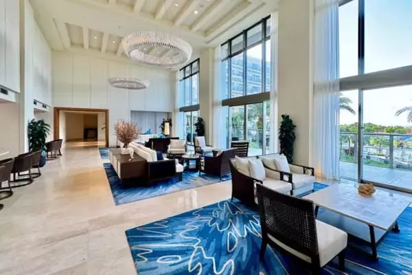 「客室でラウンジ気分。期間限定【ANAインターコンチネンタル石垣リゾート・ベイウイング】客室ミニバーが無料に」の画像