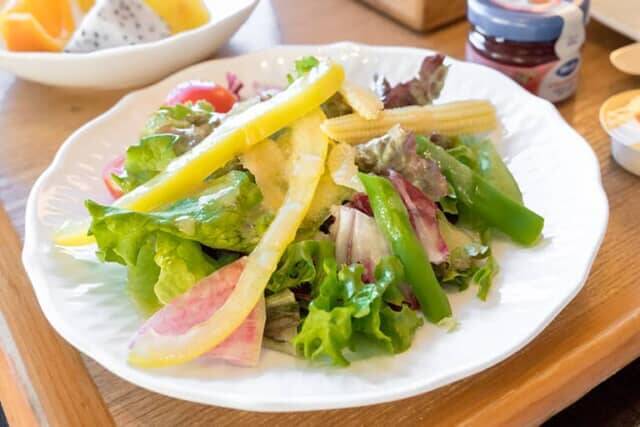 都会の絶景を楽しみながらこだわり素材の朝食を。【ホテル ザ セレスティン銀座】のゆったり過ごす朝のひと時