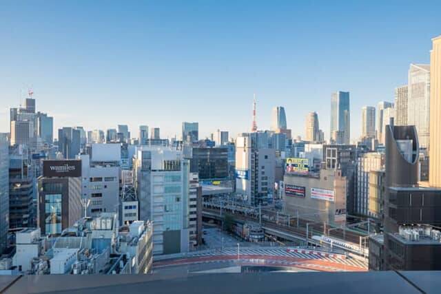 都会の絶景を楽しみながらこだわり素材の朝食を。【ホテル ザ セレスティン銀座】のゆったり過ごす朝のひと時