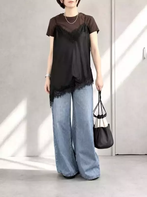 「【40代からのワイドパンツ】パジャマ見え・着ぶくれを解決！細見えが叶う“正解トップス”３選」の画像