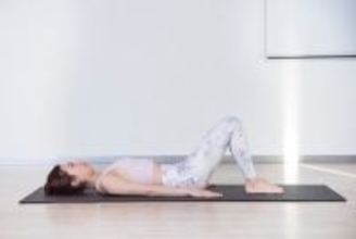 「痩せた？」と聞かれるように。体幹から整えて【腰まわりのもたつき印象を手放す】簡単エクササイズ