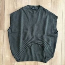 寒暖差の大きい3月。40代・50代の春待ちコーデは【ZARA】アシンメトリーベストで解決