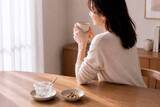 「ダイエット中の間食、「ヘルシーそう」で選ぶor満足感で選ぶ。続けやすいのはどっち？」の画像2