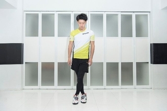 太もも裏をしっかり伸ばすだけ。１日３セット【太ももを痩せやすい状態へ導く】簡単ストレッチ