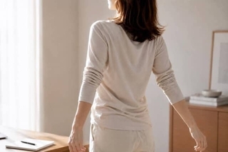 なんだか疲れて見える…。40代以降に見直したい“顔まわり”の整え方