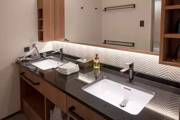 「温泉、眺望、美味しい料理、全方位そろう【センチュリーマリーナ函館】でラグジュアリーな滞在を満喫」の画像