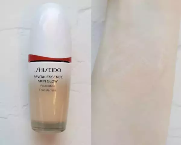 「今っぽツヤ肌へのアップデートが即叶う。《30代・40代》大人世代の「推しファンデ」３選」の画像