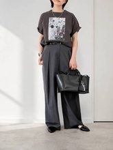 Tシャツは着方次第でこんなに洒落る。40代・50代の“きれいめカジュアル”の正解例