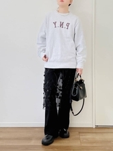 部屋着見えしてない？40代・50代が今こそ着たい“品よく見えるスウェット”３つの鉄則