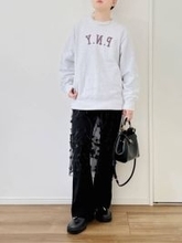 部屋着見えしてない？40代・50代が今こそ着たい“品よく見えるスウェット”３つの鉄則