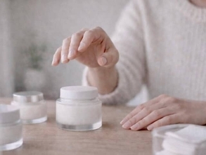 若見えよりも“清潔感とツヤ”。大人世代が『年始に見直すべきスキンケア習慣』３つ