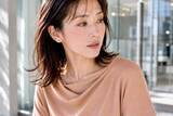「おしゃれのつもりが“おば見え”。2026夏〜秋、時代遅れに見られやすい「チークメイク」の共通点」の画像2