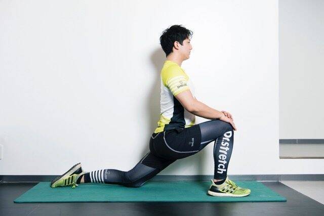 座りっぱなしの下腹＆体幹に効く！１日１分【腰まわりが軽くなる】簡単ストレッチ